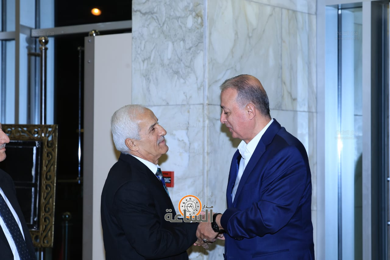 Madar Al-Saa Images 0.34566820632137873