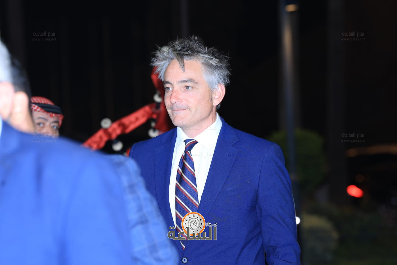 Madar Al-Saa Images 0.000985289323985783