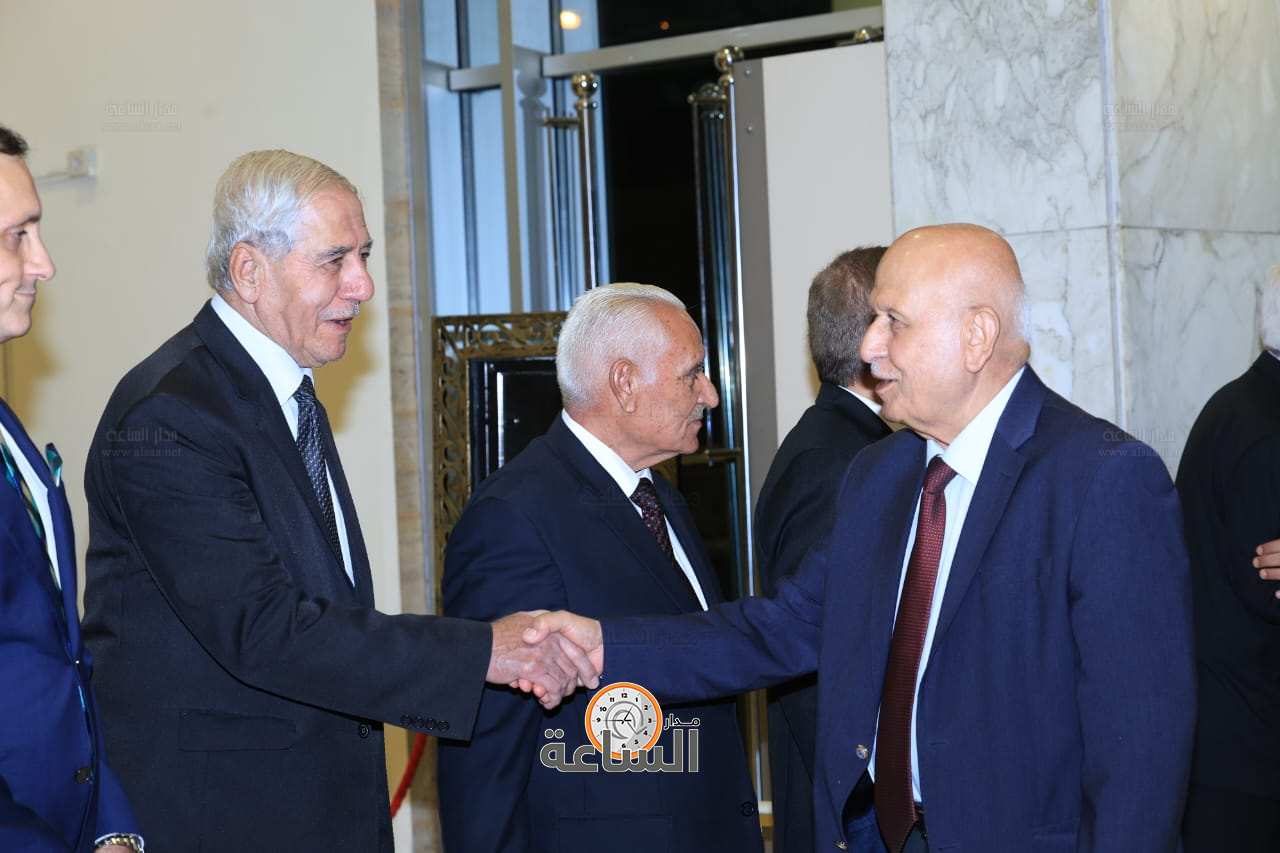 Madar Al-Saa Images 0.9663148621864931