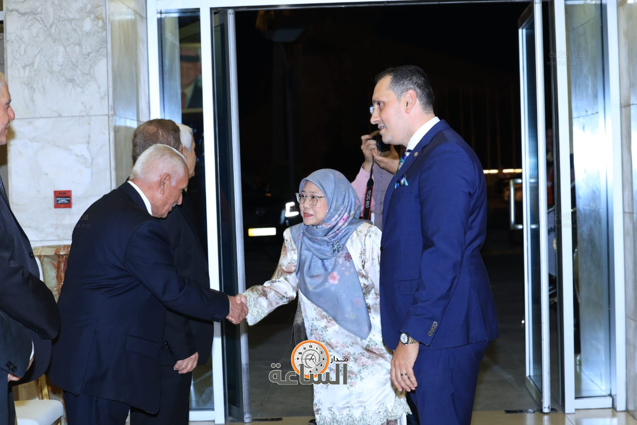 Madar Al-Saa Images 0.04740417957504328