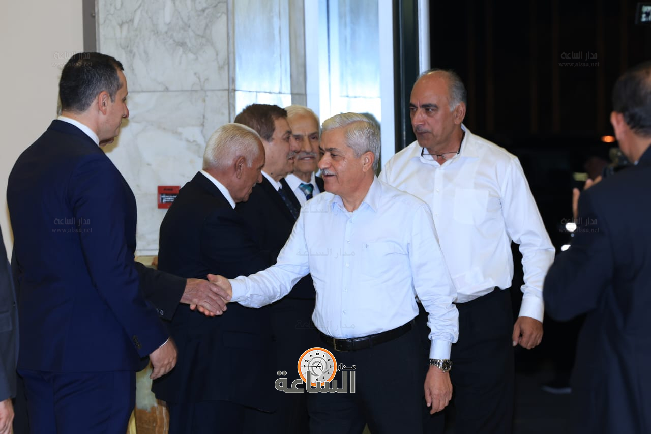 Madar Al-Saa Images 0.10288900331163986