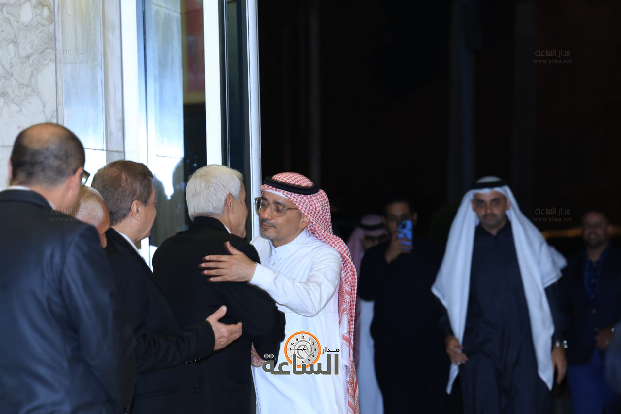 Madar Al-Saa Images 0.14070878672666542