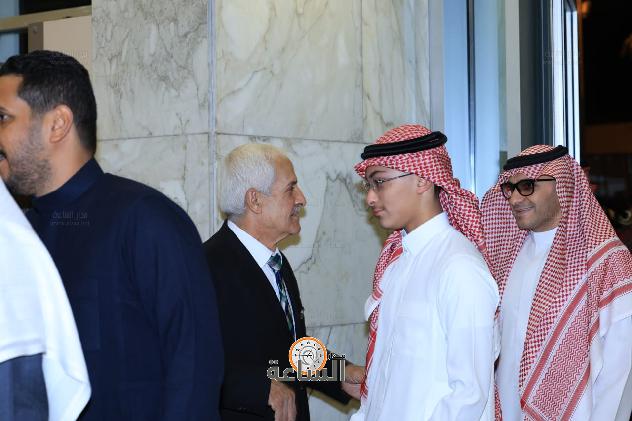 Madar Al-Saa Images 0.7667798311268346