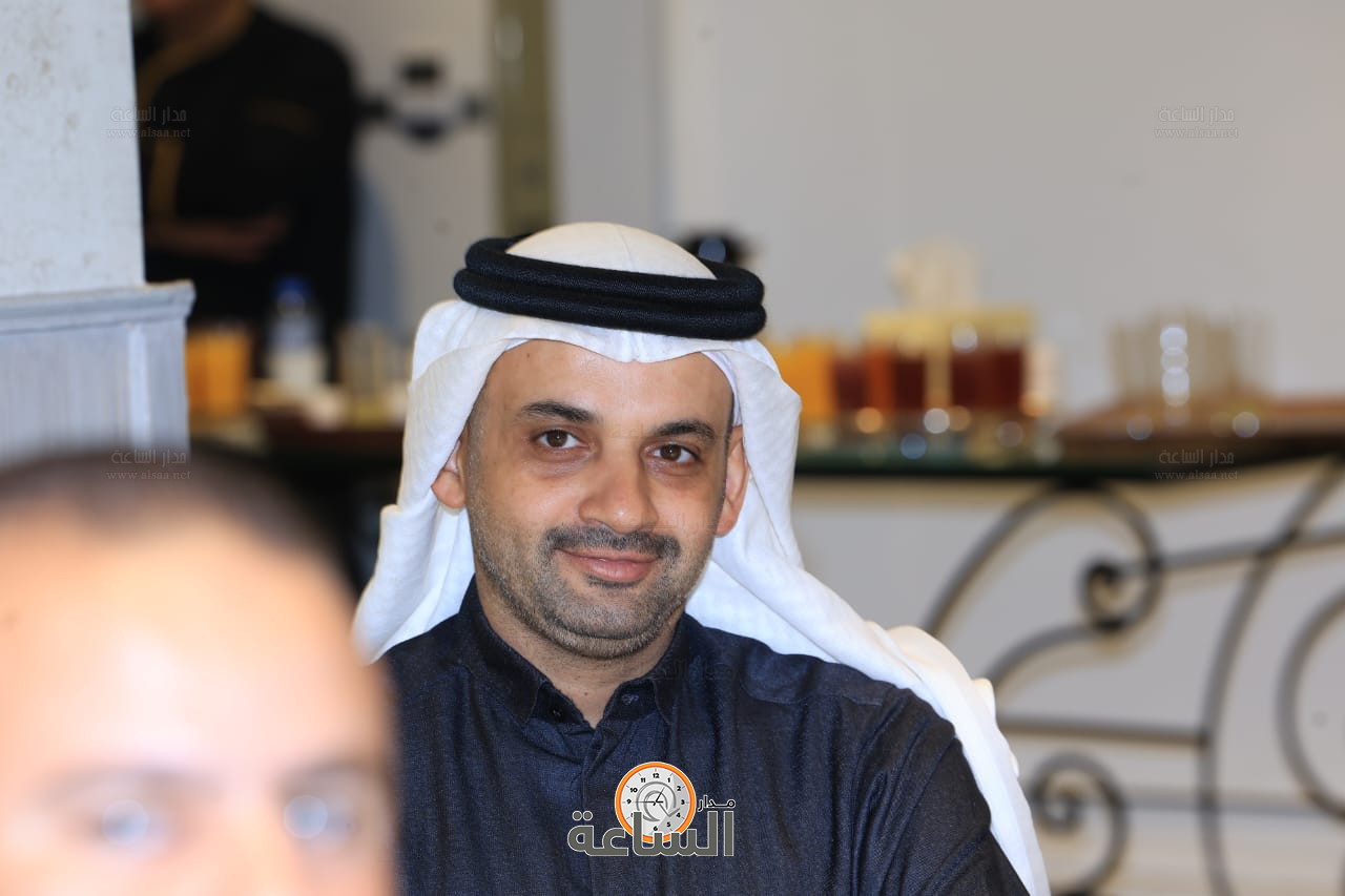 Madar Al-Saa Images 0.4301360483495964