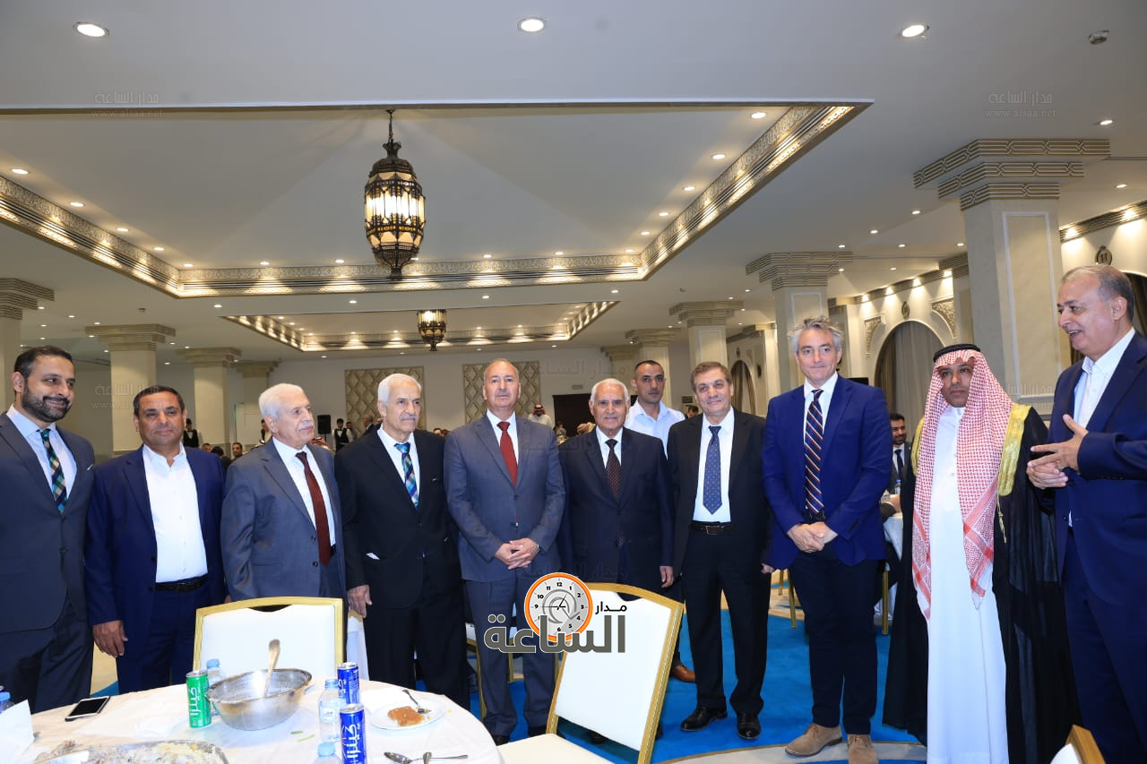 Madar Al-Saa Images 0.49153772333720436