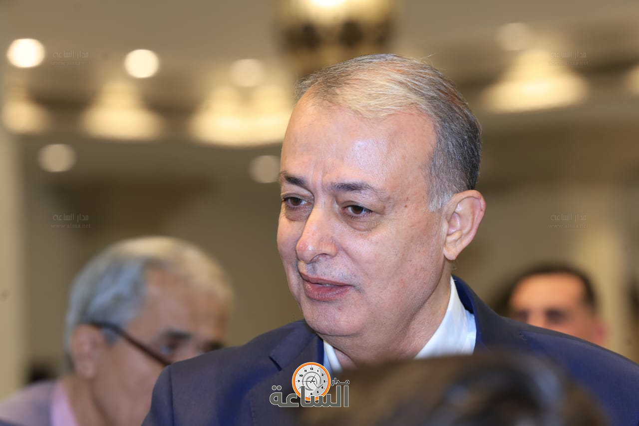 Madar Al-Saa Images 0.9214552970655605