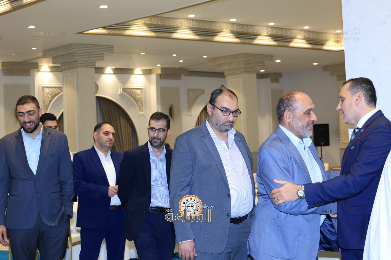 Madar Al-Saa Images 0.38696888254956774