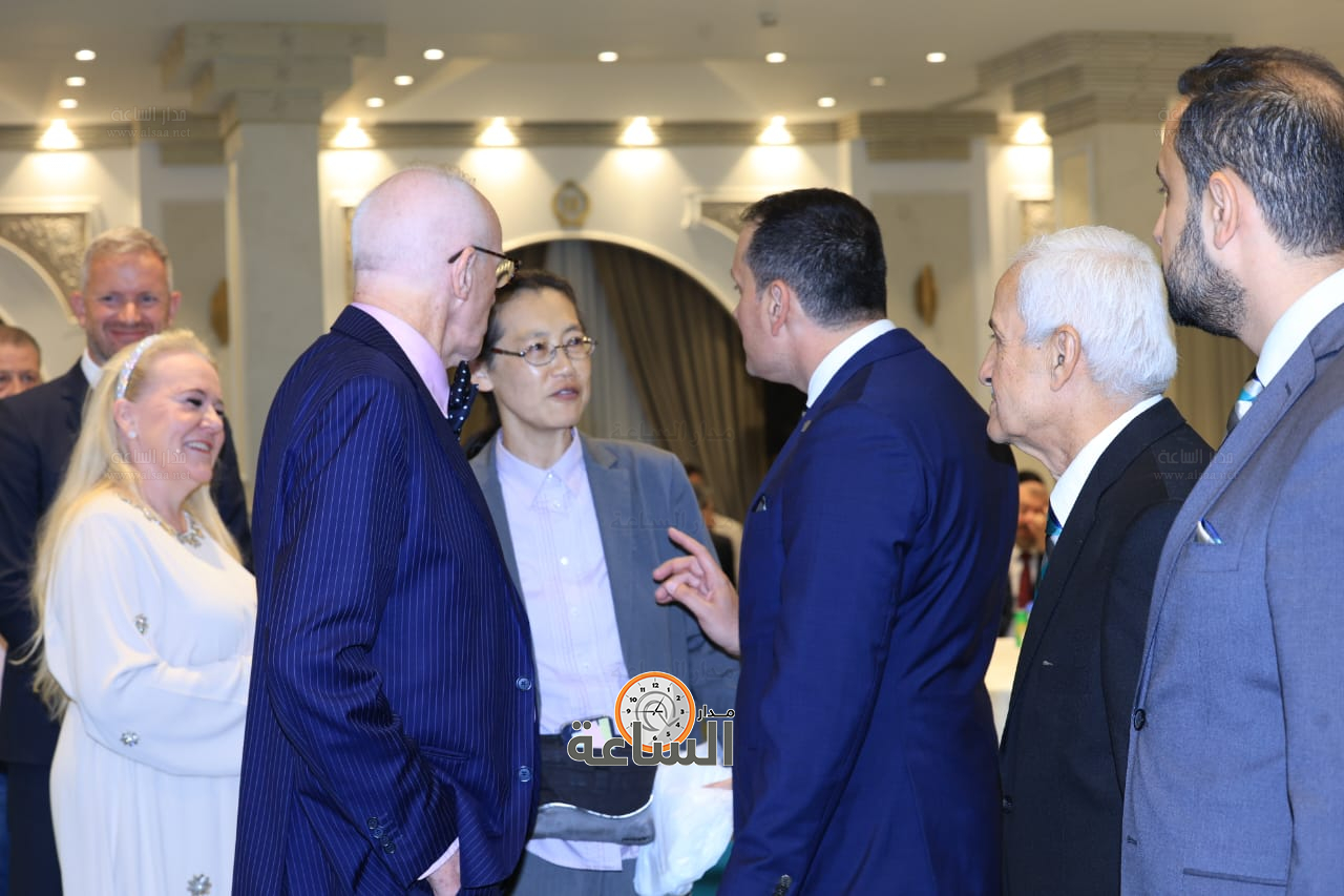 Madar Al-Saa Images 0.8898322767109944