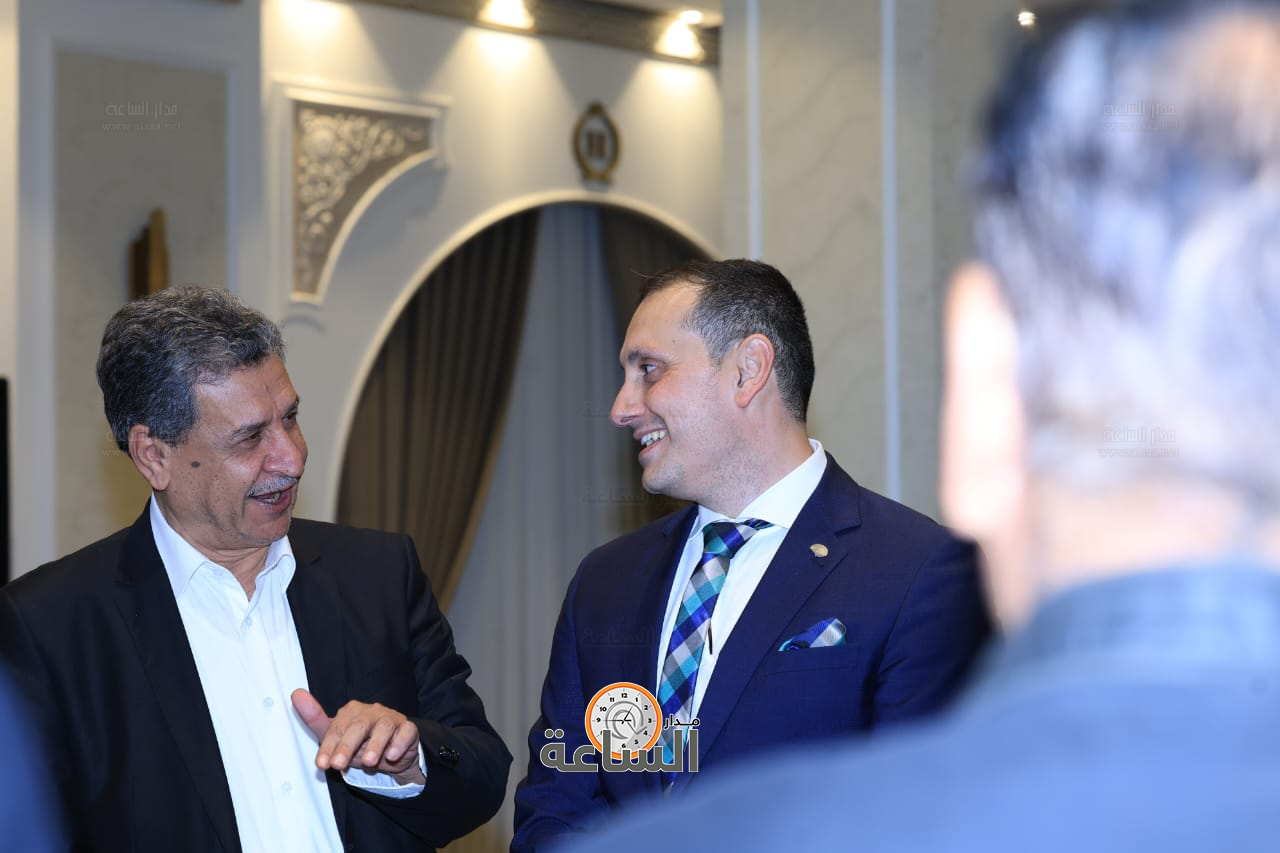 Madar Al-Saa Images 0.6517055570533