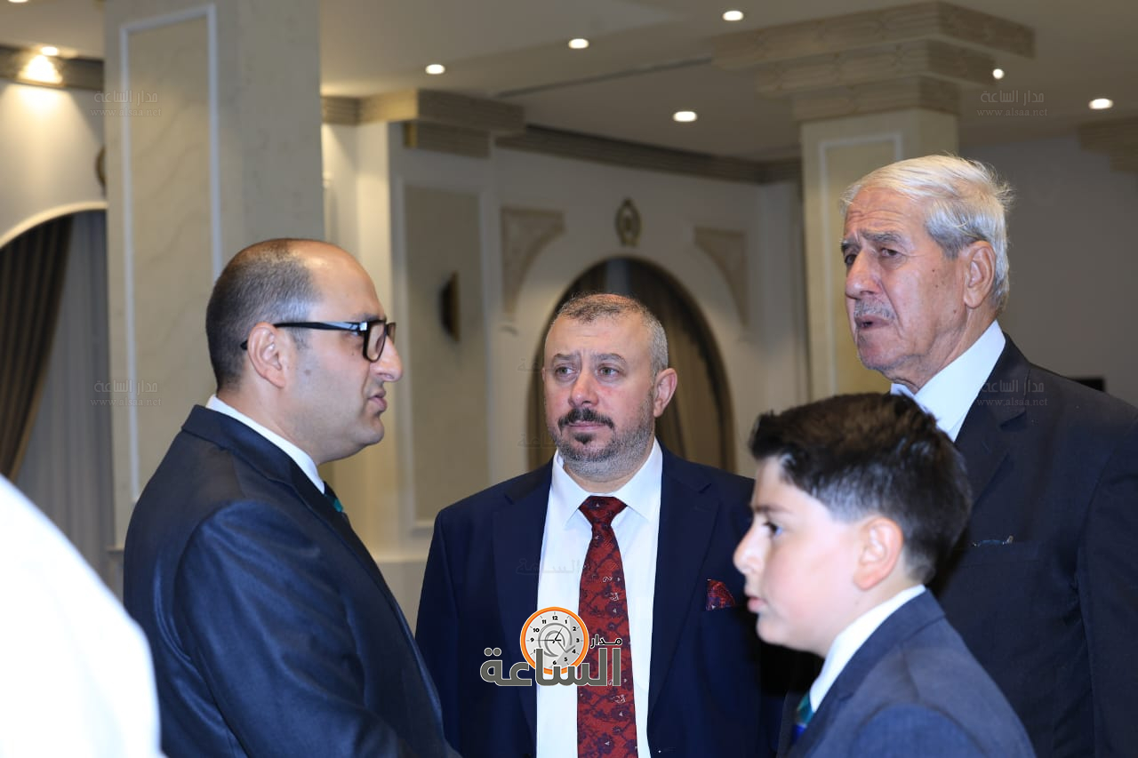 Madar Al-Saa Images 0.17582662827403917