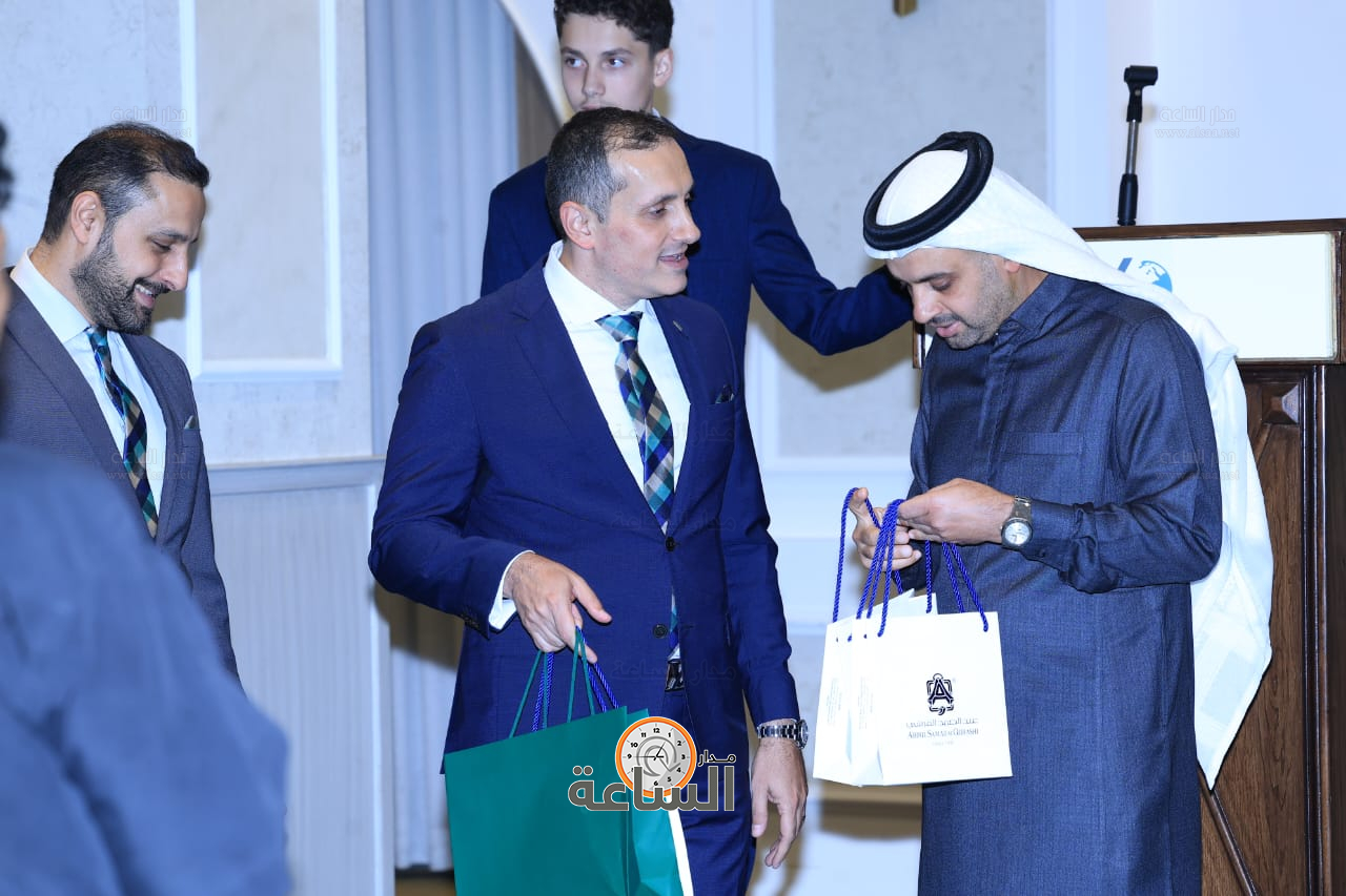 Madar Al-Saa Images 0.4080726170616652