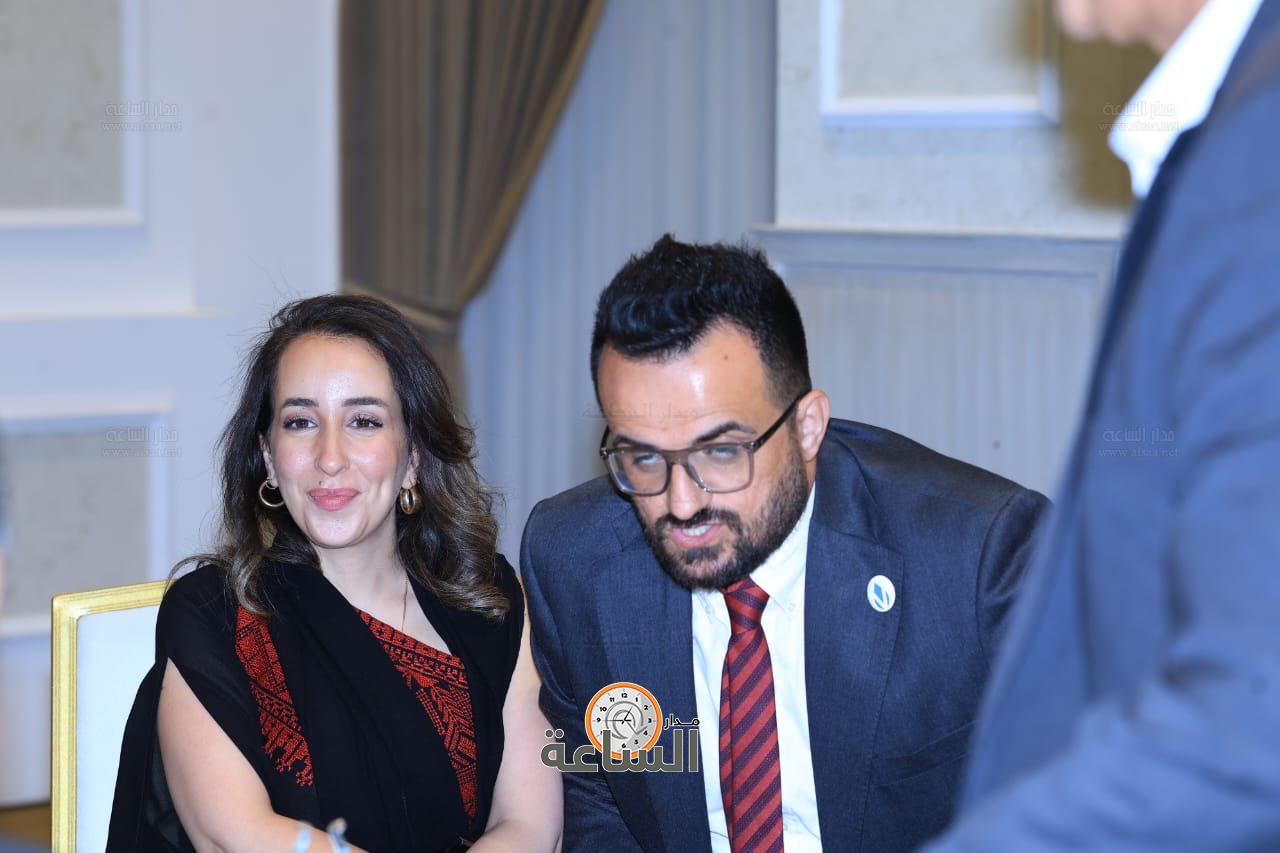 Madar Al-Saa Images 0.6003803477294247