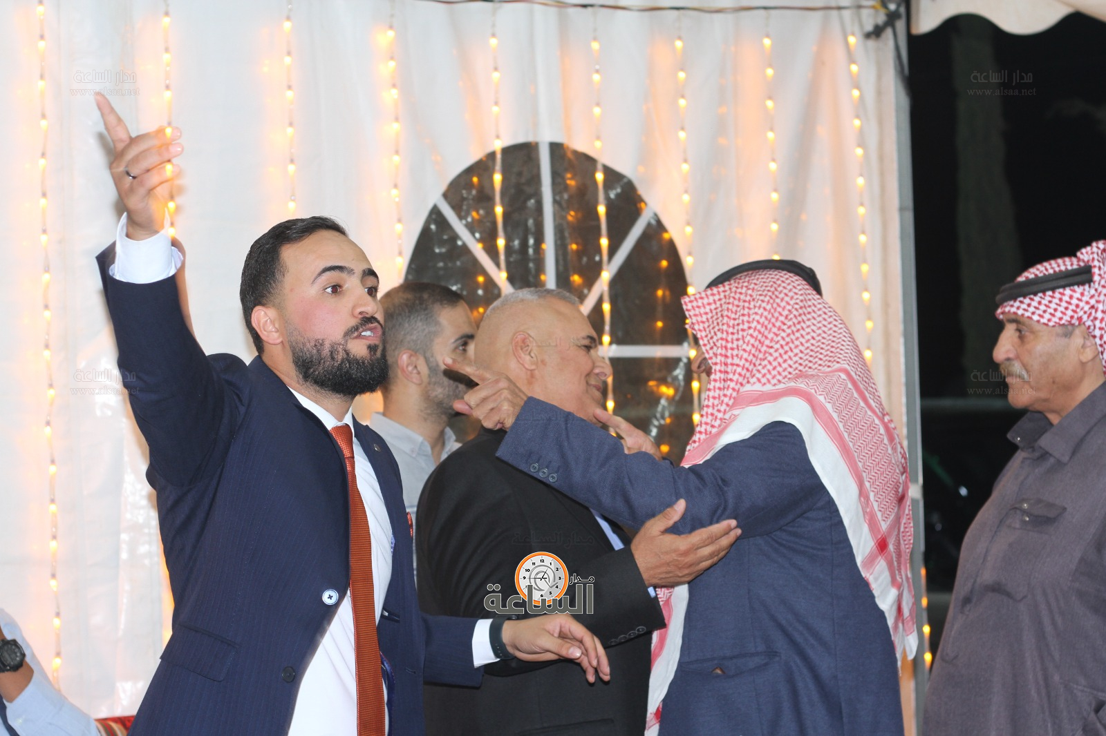 Madar Al-Saa Images 0.7059036704906683