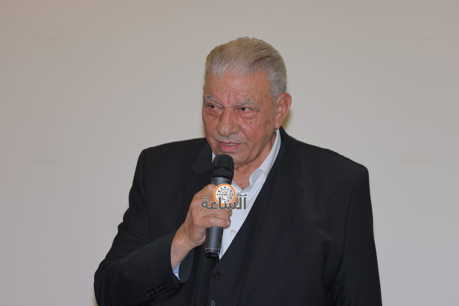 Madar Al-Saa Images 0.21516421387703943