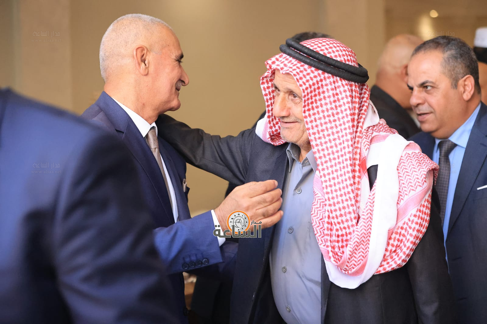 Madar Al-Saa Images 0.7315980055095341