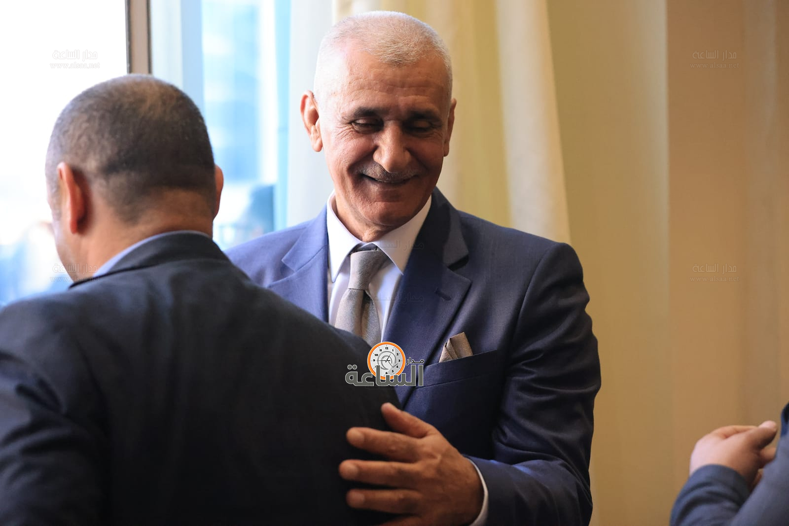 Madar Al-Saa Images 0.7354739739746582