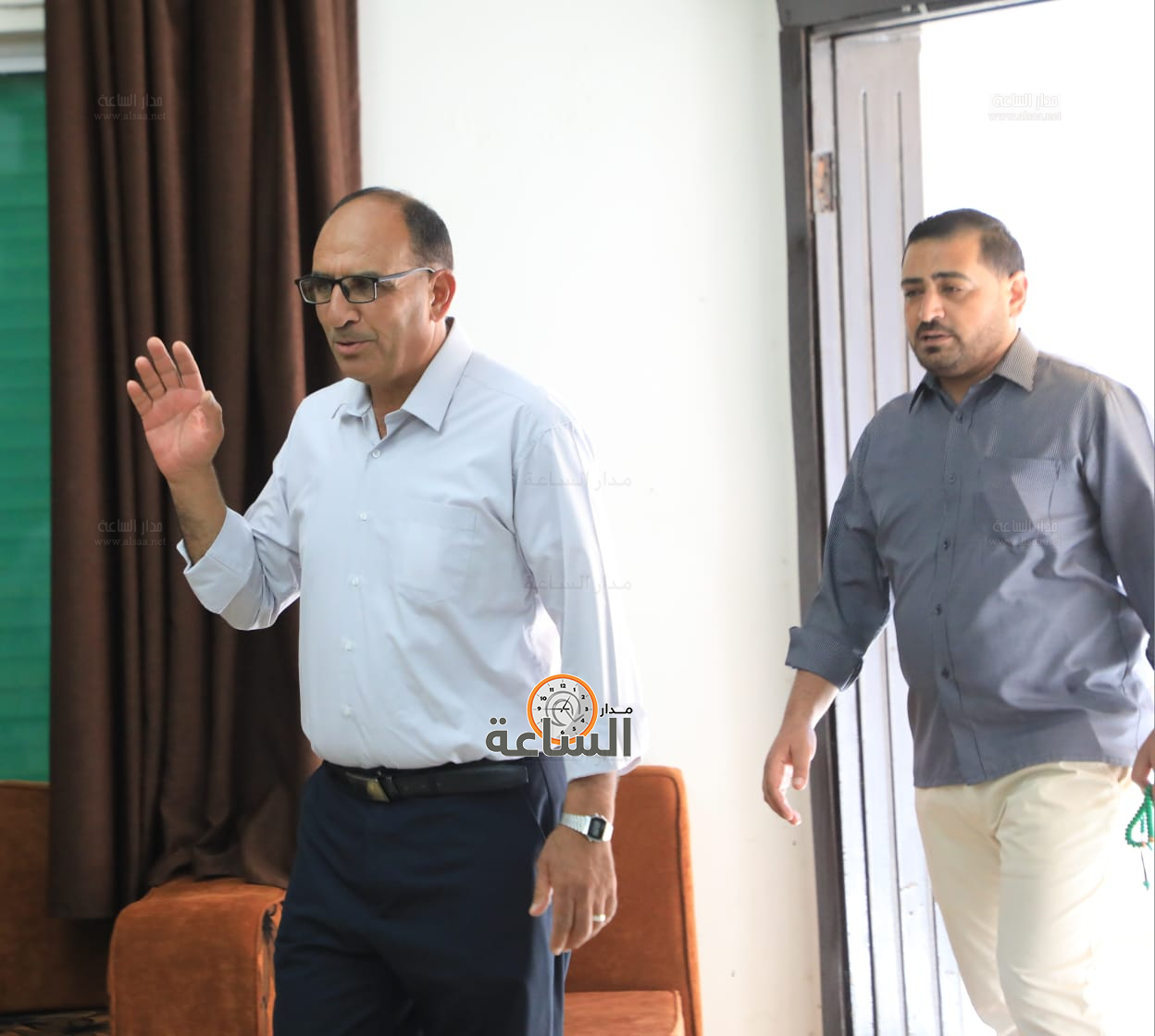 Madar Al-Saa Images 0.9758912216501701