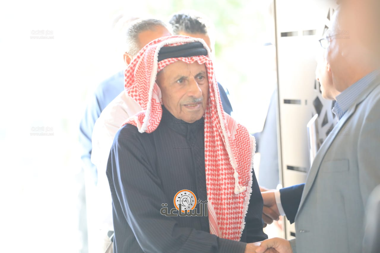 Madar Al-Saa Images 0.41146743213344716