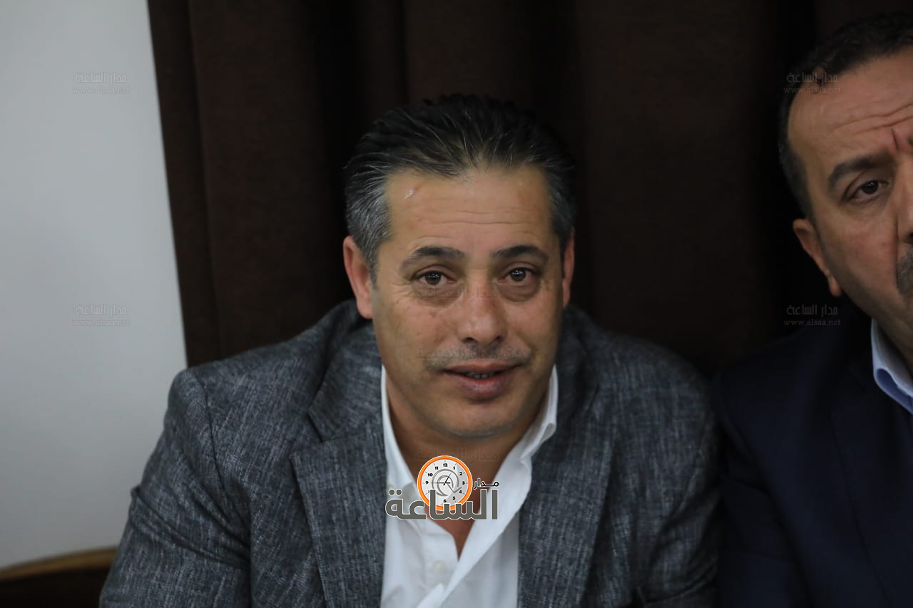 Madar Al-Saa Images 0.467935447800525