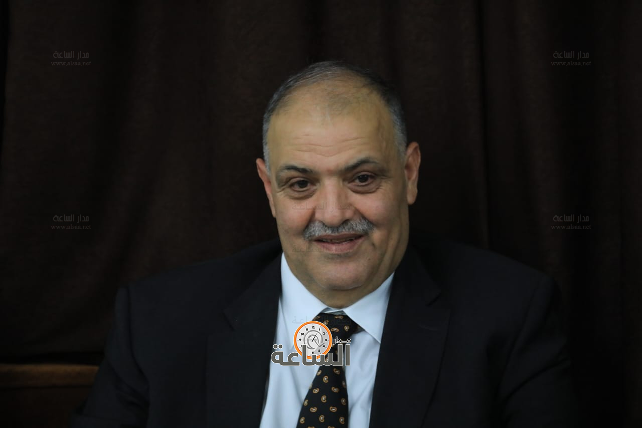 Madar Al-Saa Images 0.5947136006424615