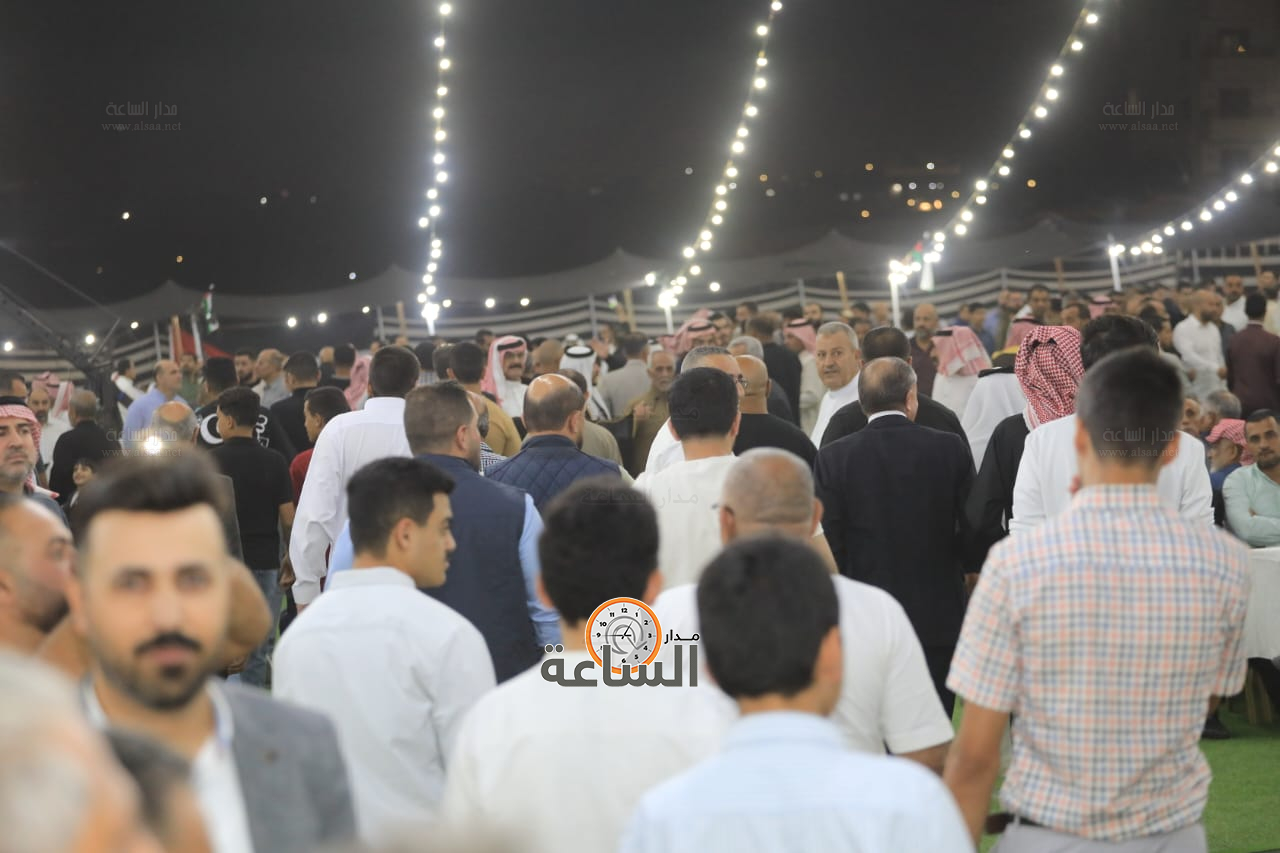 Madar Al-Saa Images 0.42298443039036104