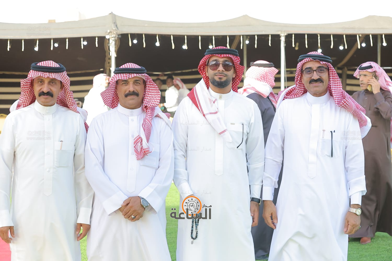 Madar Al-Saa Images 0.39566850832661005