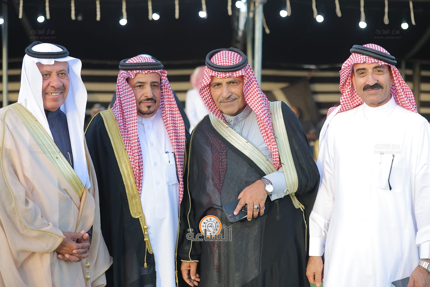 Madar Al-Saa Images 0.4953806608809449