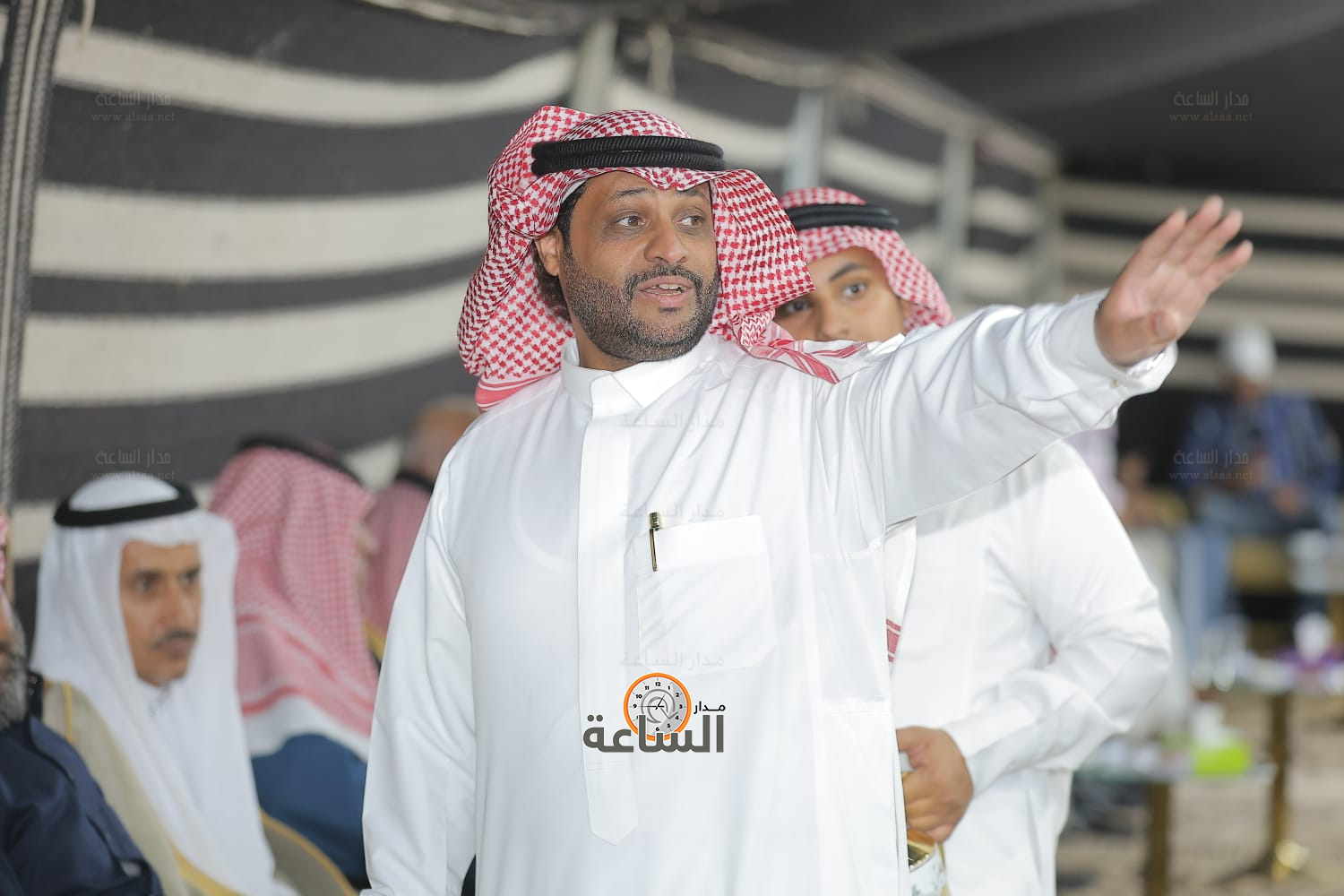 Madar Al-Saa Images 0.9160403854251751