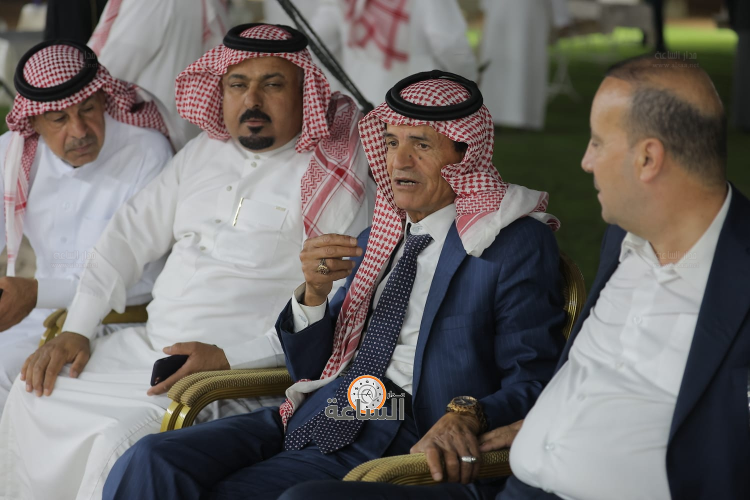 Madar Al-Saa Images 0.755078159205965