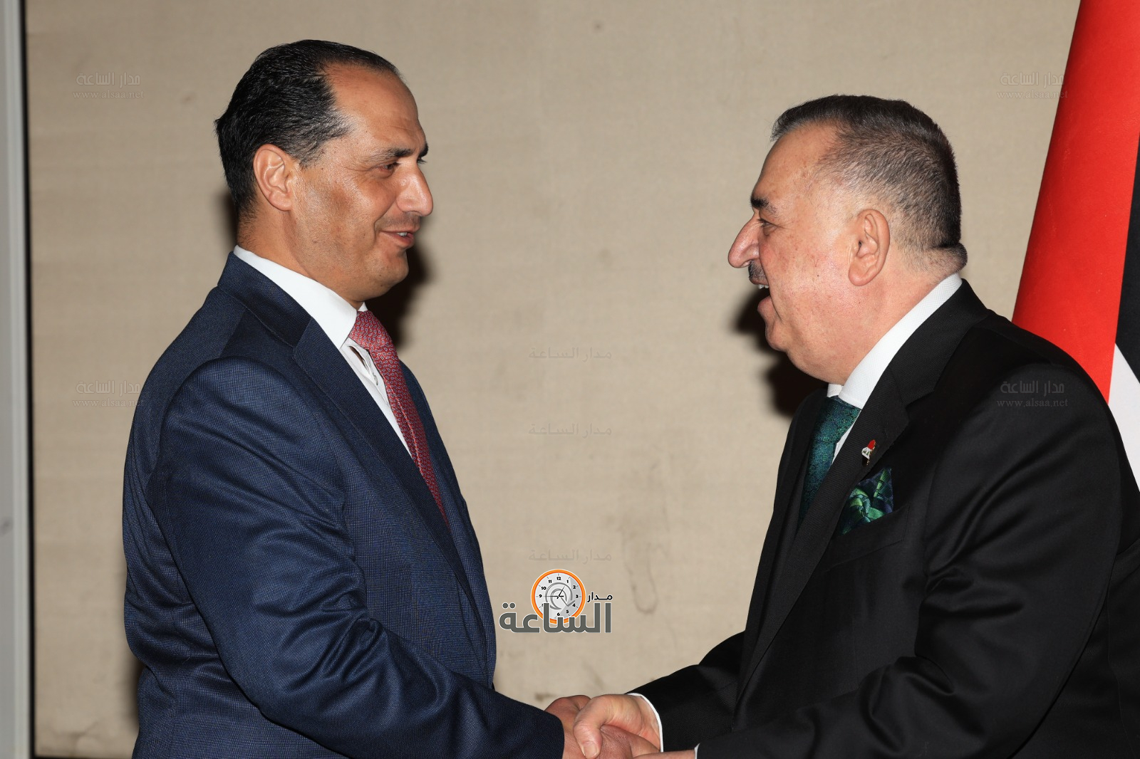 Madar Al-Saa Images 0.6369973090750043