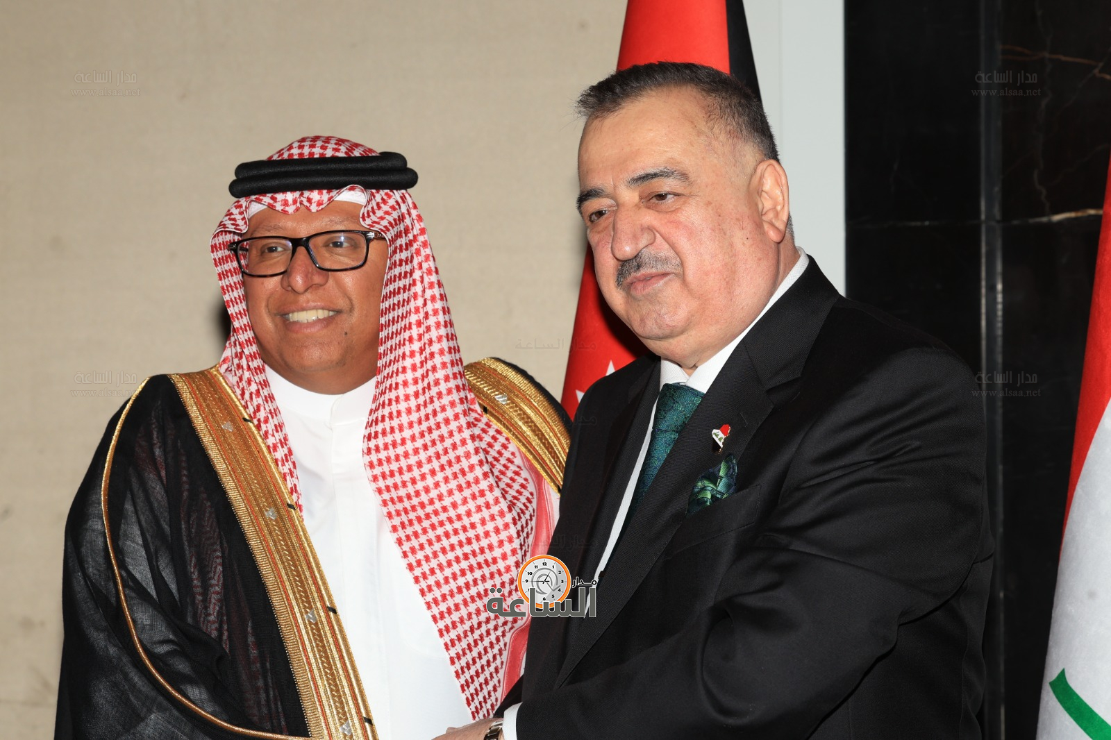 Madar Al-Saa Images 0.7241270985516435