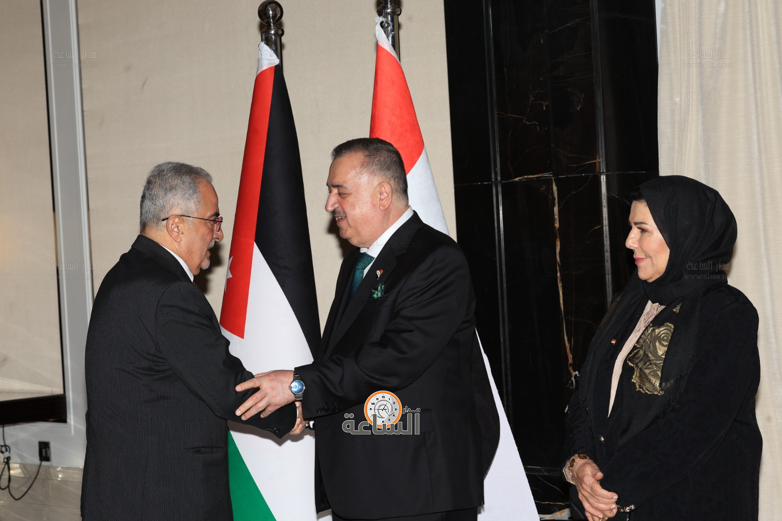 Madar Al-Saa Images 0.6136363394076753