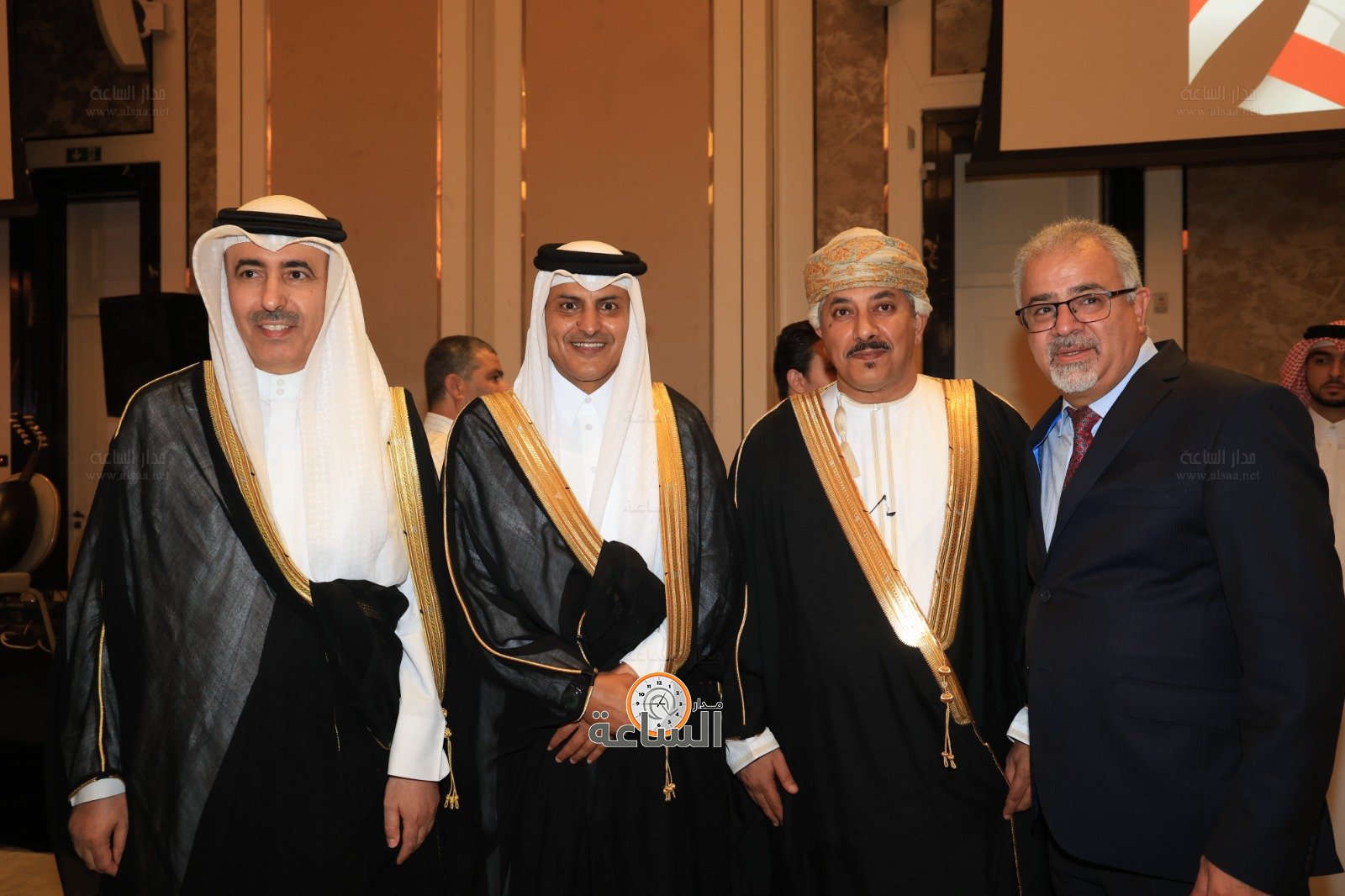 Madar Al-Saa Images 0.9064283441691027