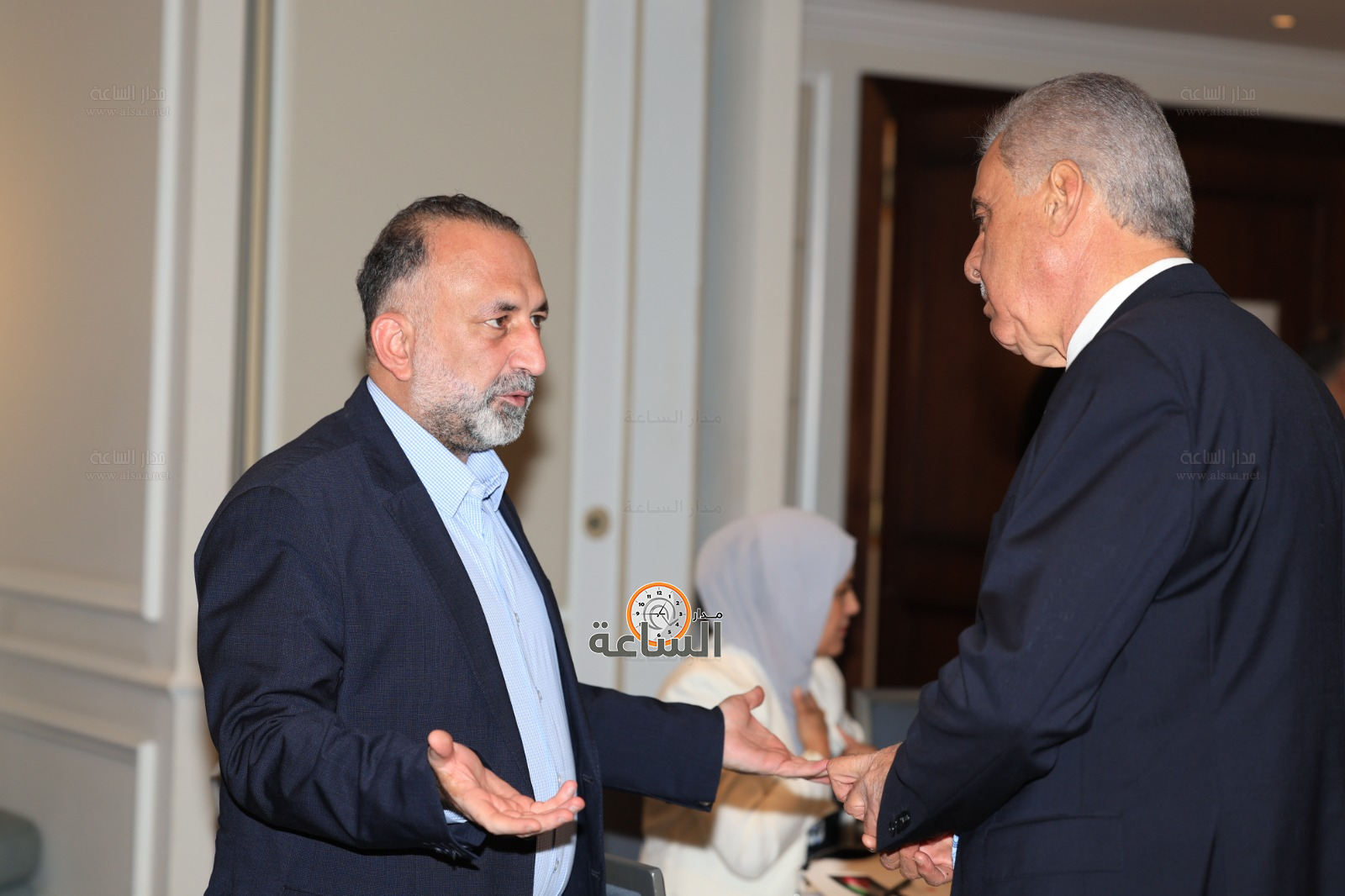 Madar Al-Saa Images 0.8718517339919538