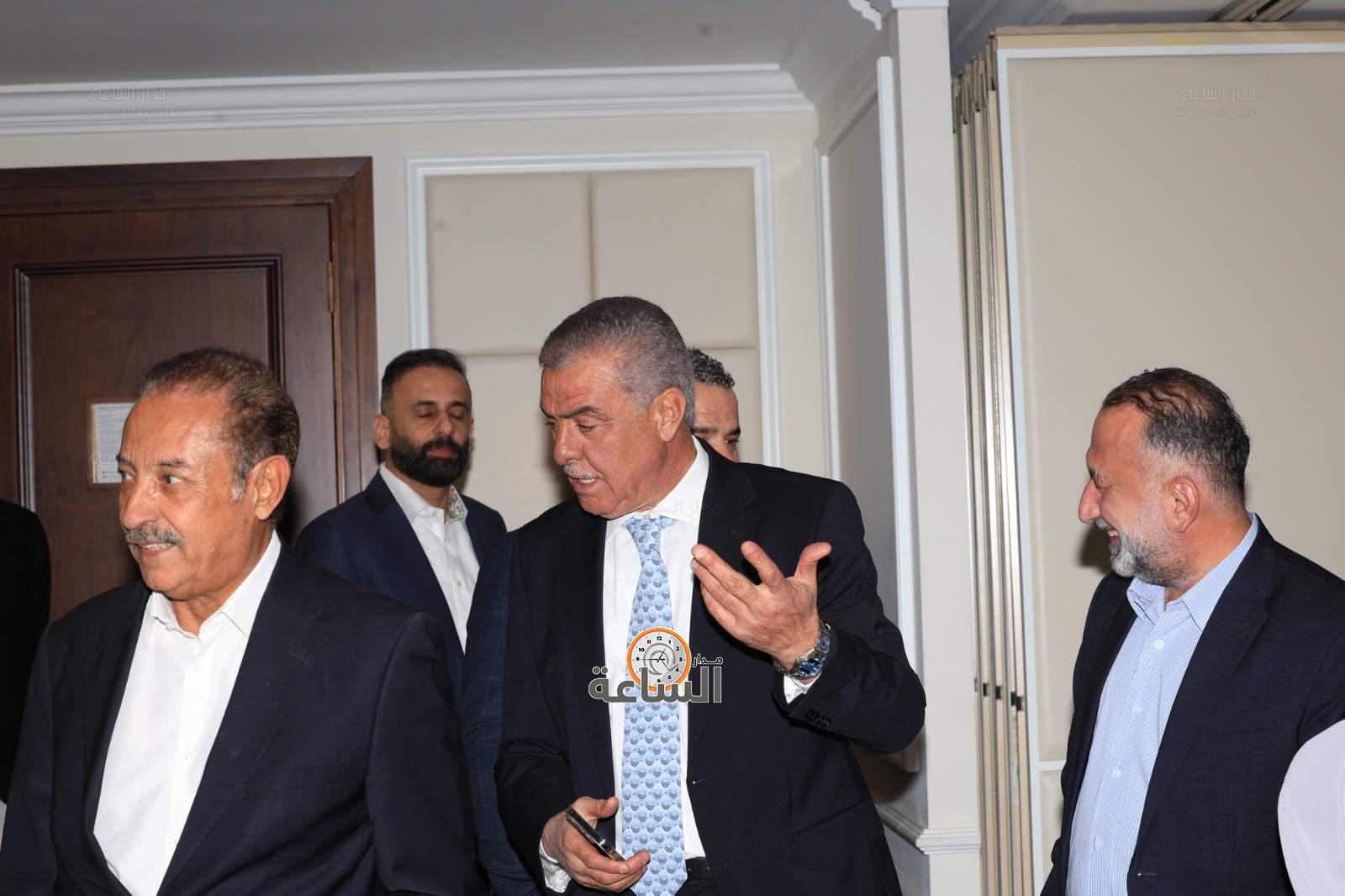 Madar Al-Saa Images 0.4459238030419953