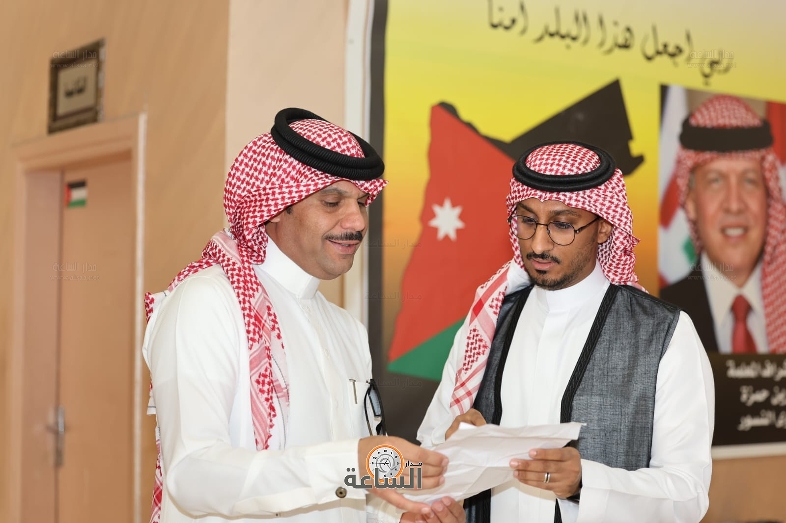 Madar Al-Saa Images 0.9772131762210144