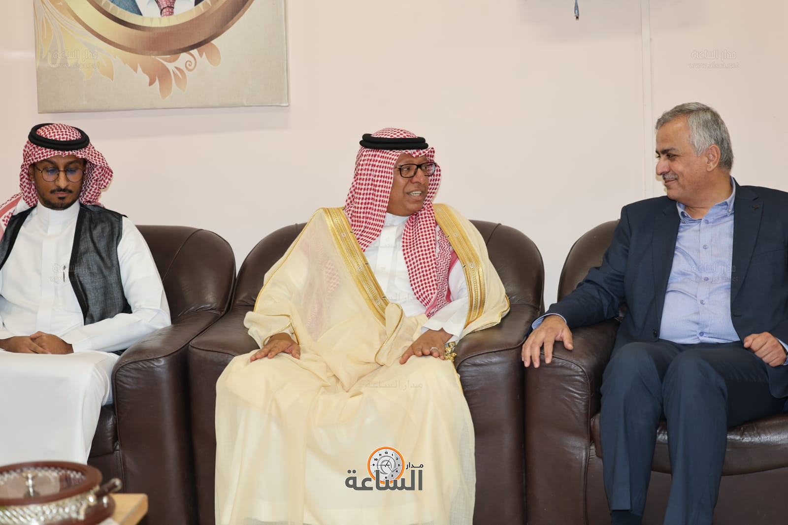 Madar Al-Saa Images 0.8741581245598711