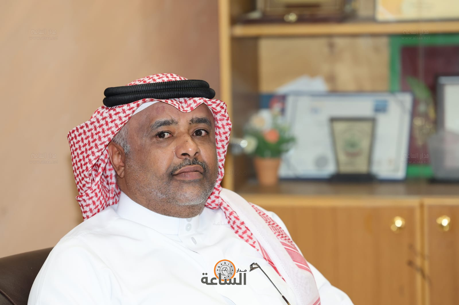 Madar Al-Saa Images 0.7157136305041217