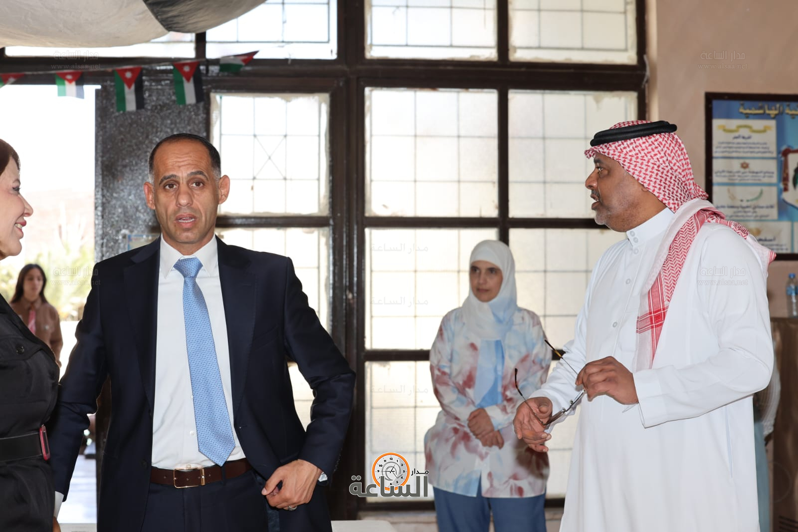 Madar Al-Saa Images 0.4028903062386546