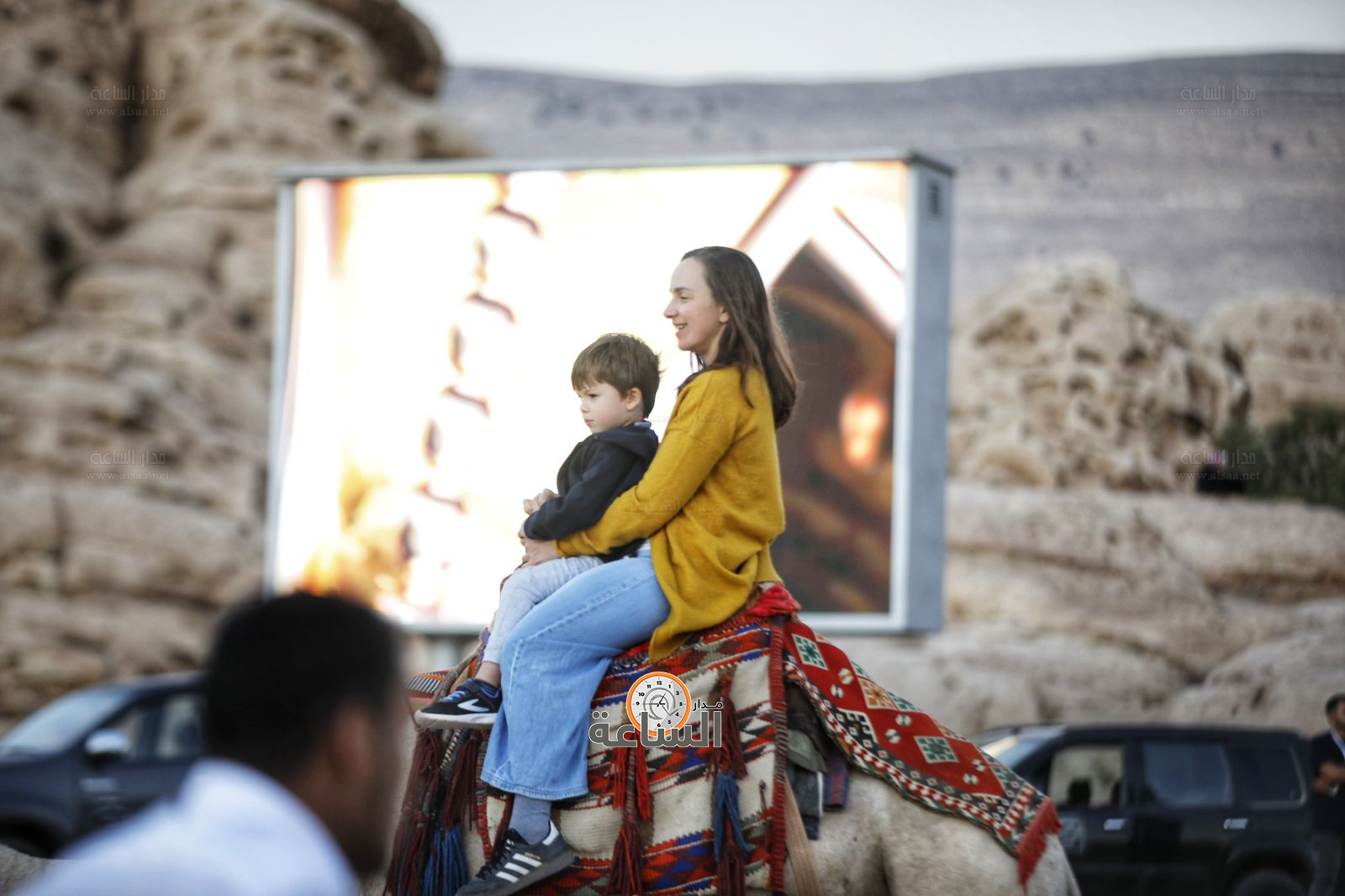 Madar Al-Saa Images 0.5131745000067376