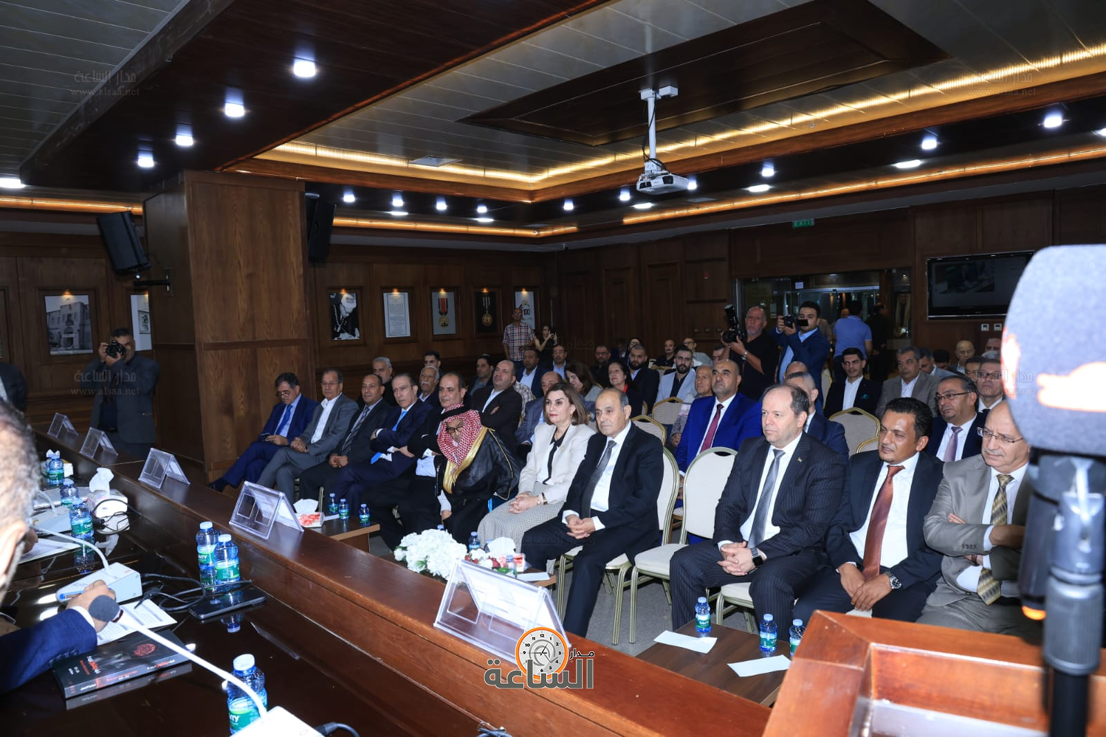 Madar Al-Saa Images 0.741420898394661