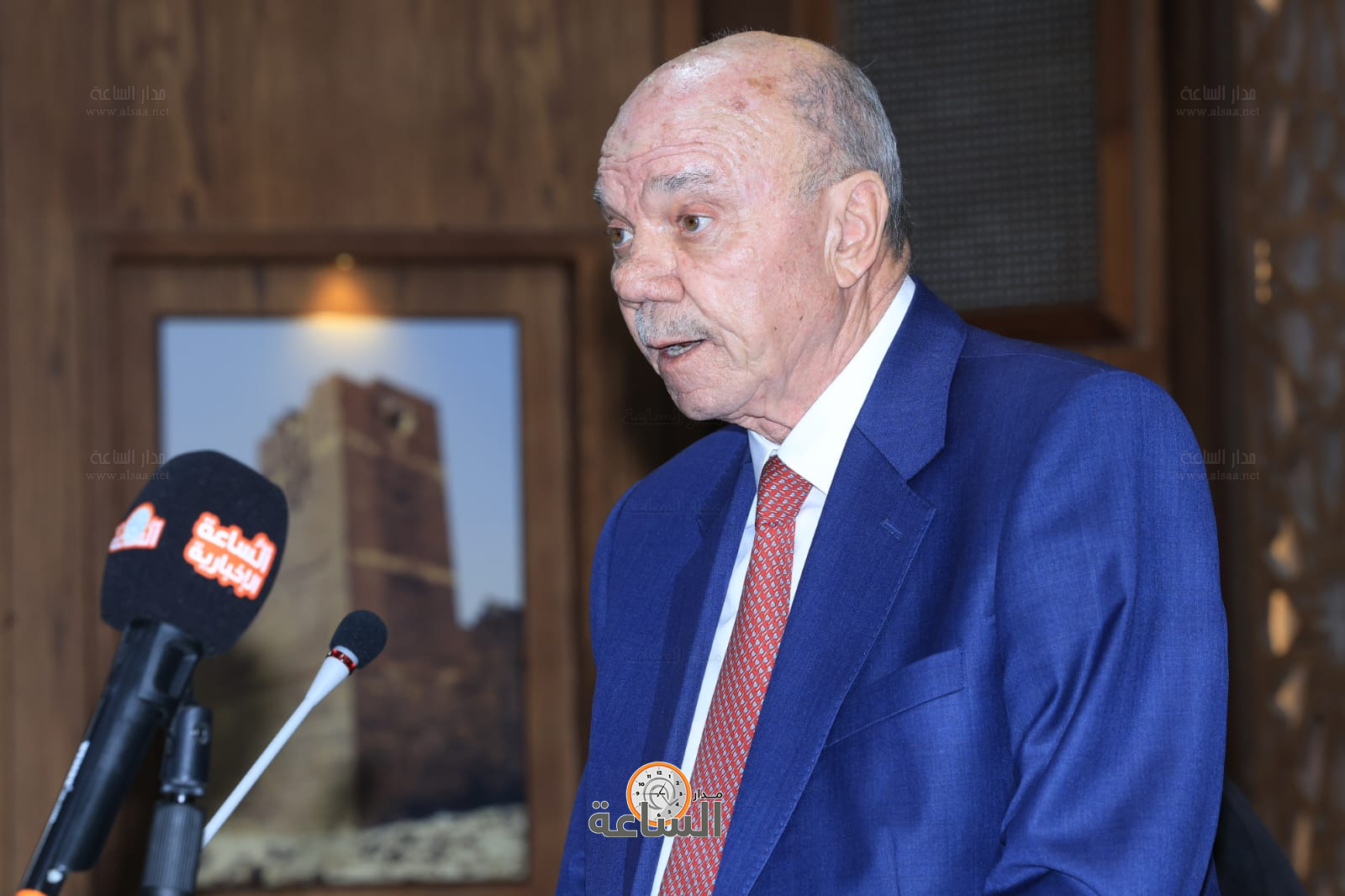 Madar Al-Saa Images 0.059505903425485784