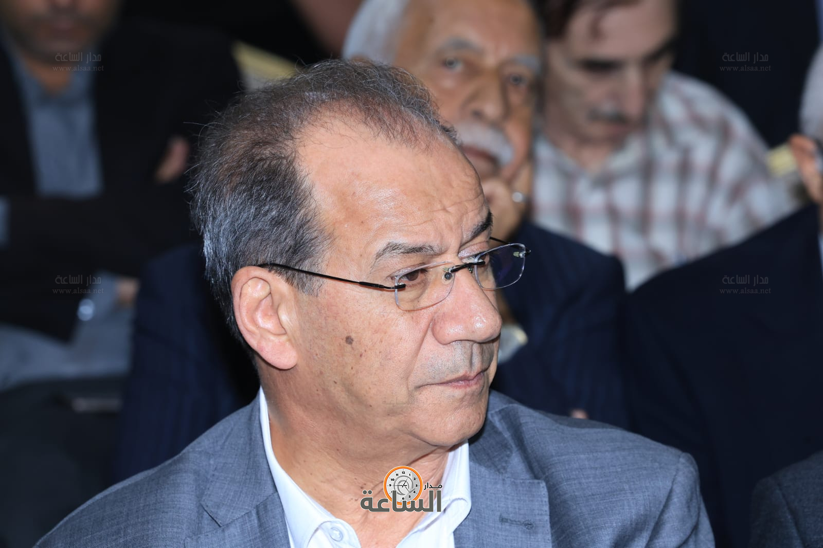 Madar Al-Saa Images 0.7758512669110811