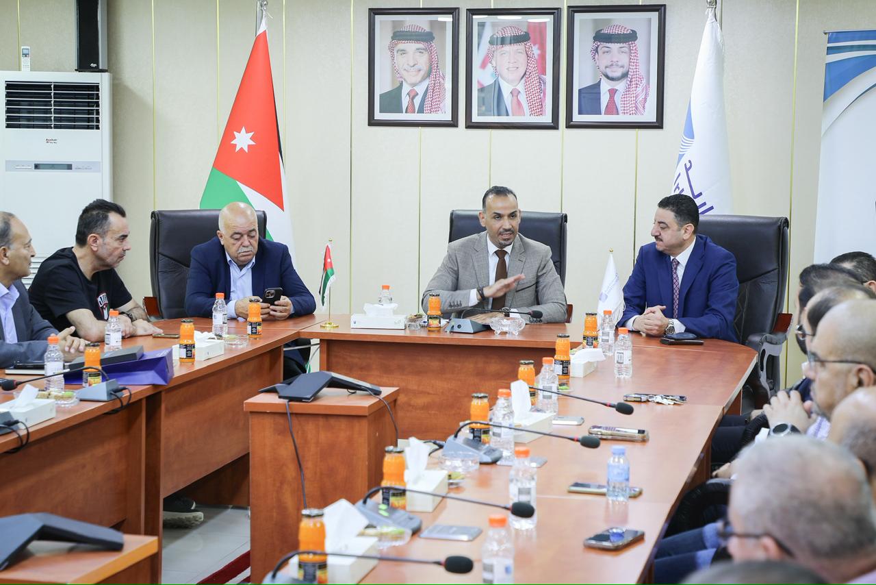 Madar Al-Saa Images 0.029134394780044315