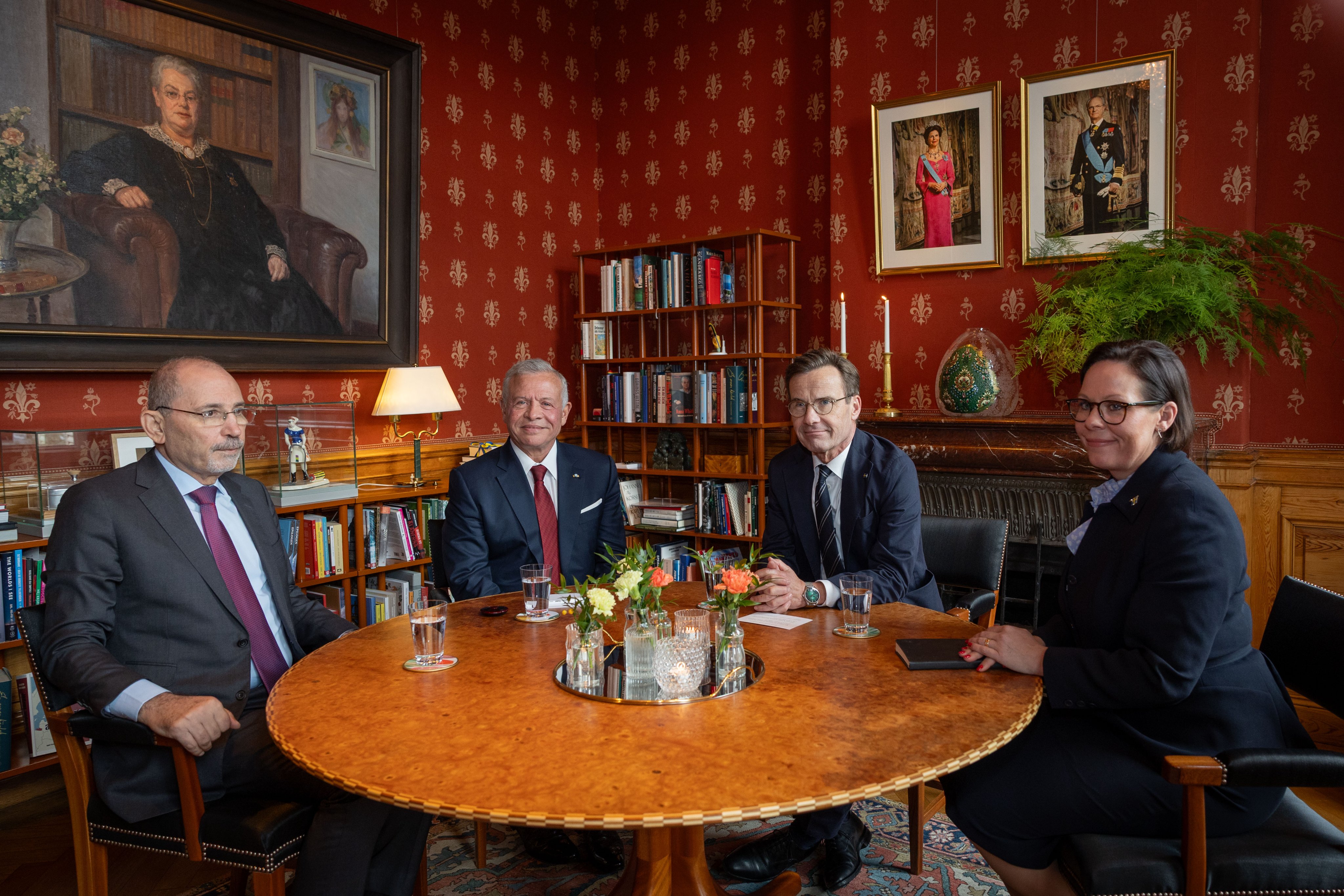 Madar Al-Saa Images 0.5977327250520792