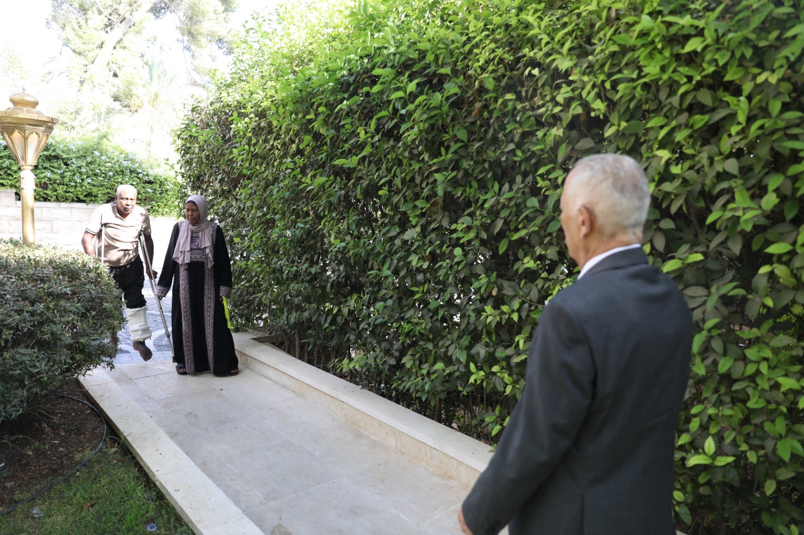 Madar Al-Saa Images 0.40432199124094936