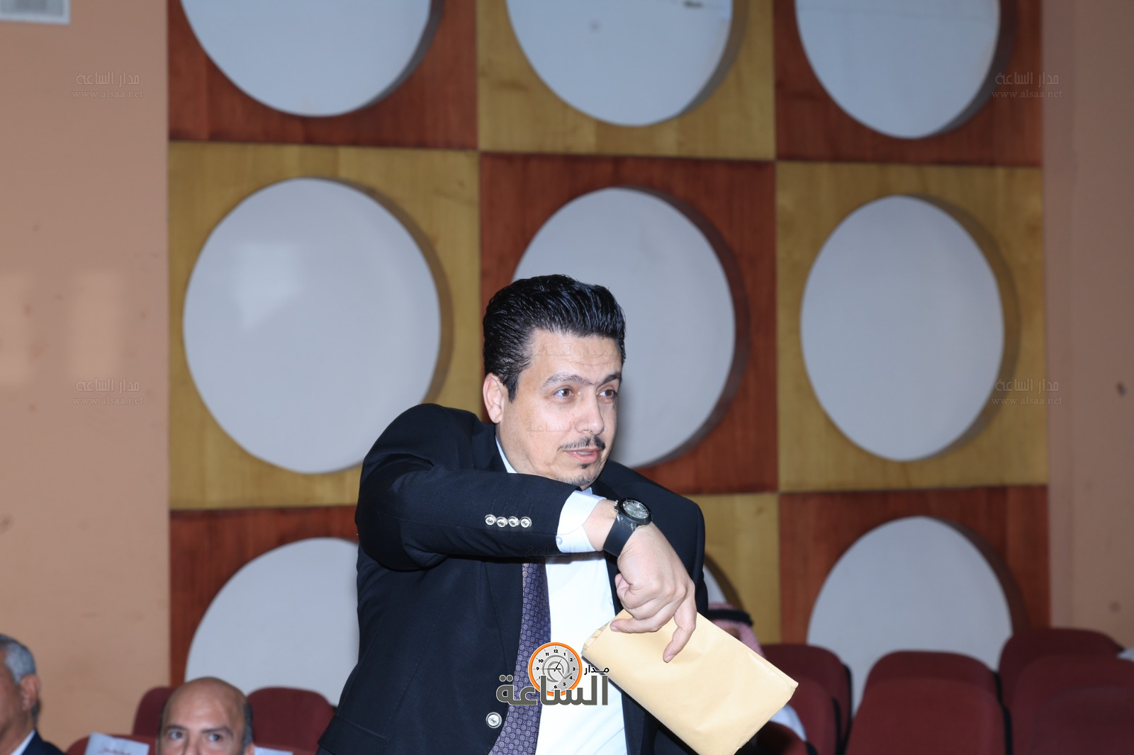 Madar Al-Saa Images 0.21482972347192408