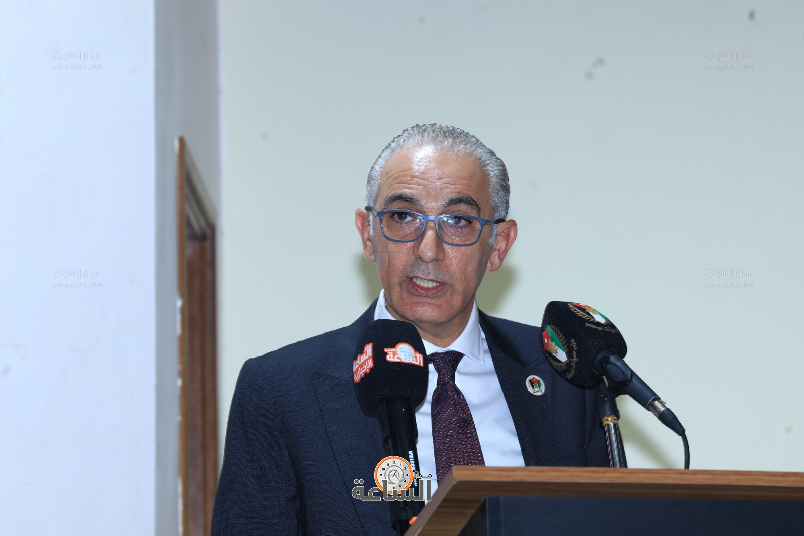 Madar Al-Saa Images 0.6889351707105031