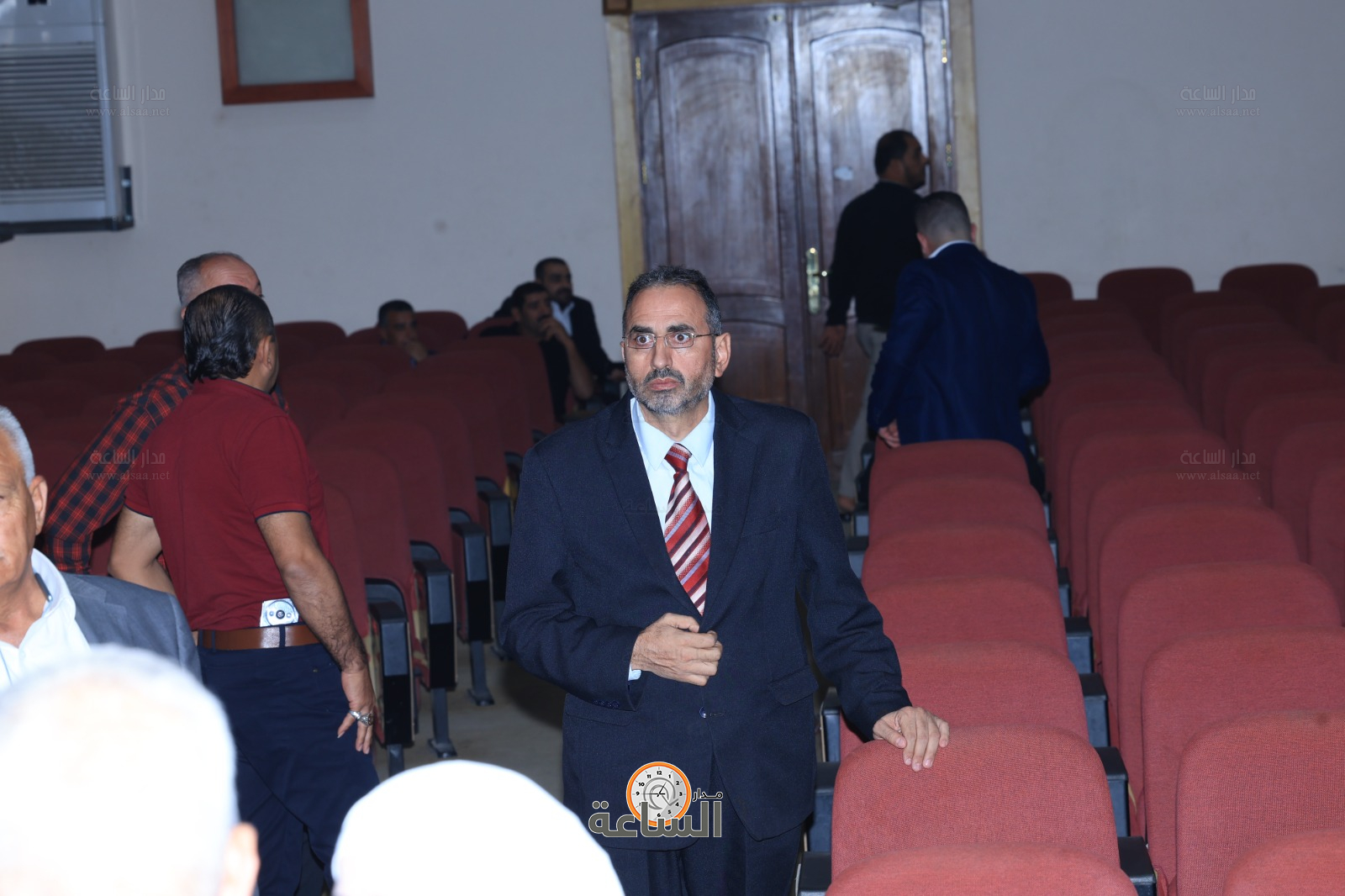 Madar Al-Saa Images 0.6182565223028159