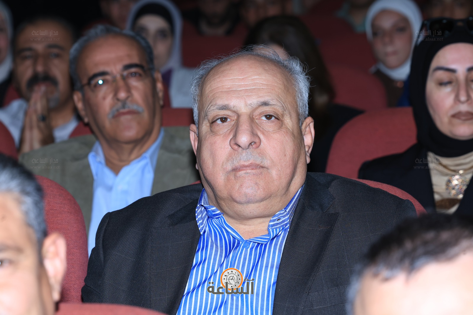 Madar Al-Saa Images 0.48860018489733625